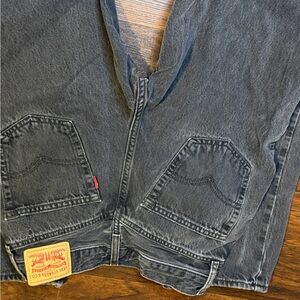 Levi's Women's Dark Gray Straight Leg Jeans